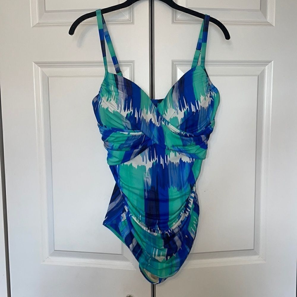 Fit 4 U bathing suit
